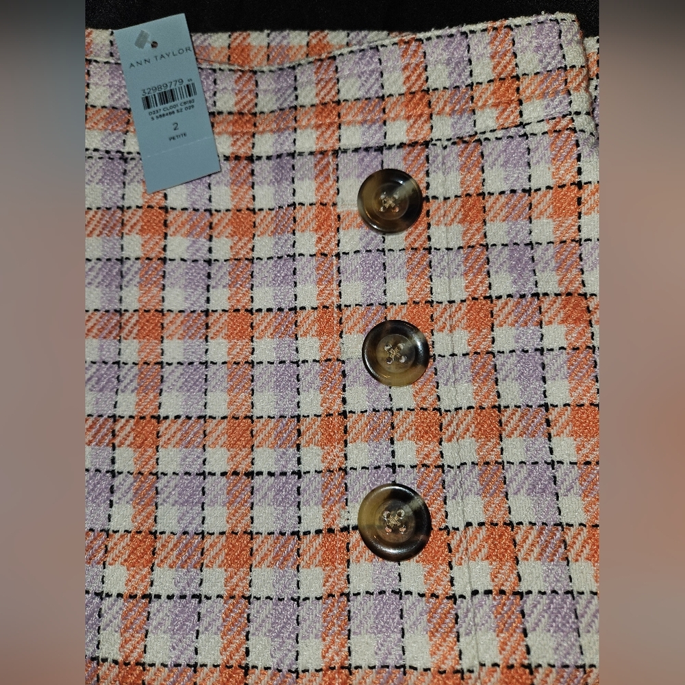 Ann Taylor  Plaid Side Button Pencil  Skirt NWOT  size 2 petite